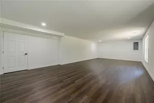 829 Valley Dr, Canton, GA 30114 - Photo 57