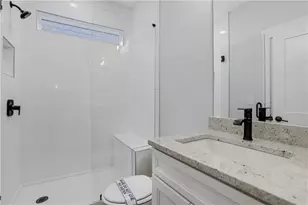 7044 Manchester Dr, Flowery Branch, GA 30542 - Photo 11