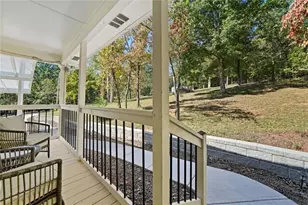 1056 Overlook Dr, Dawsonville, GA 30534 - Photo 9