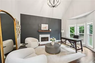 3851 Glenhurst Dr SE, Smyrna, GA 30080 - Photo 3