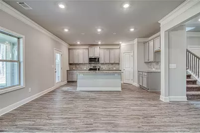 709 Bristol Drive, Loganville, GA 30052 - Photo 7