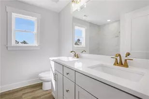 7048 Manchester Dr, Flowery Branch, GA 30542 - Photo 15