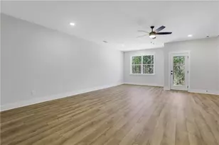 7048 Manchester Dr, Flowery Branch, GA 30542 - Photo 45