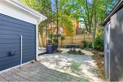 216 Haralson Avenue NE, Atlanta, GA 30307 - Photo 25