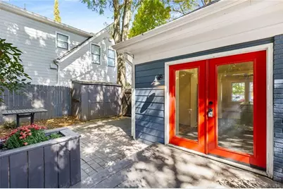 216 Haralson Avenue NE, Atlanta, GA 30307 - Photo 23