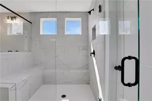 7049 Manchester Dr, Flowery Branch, GA 30542 - Photo 15