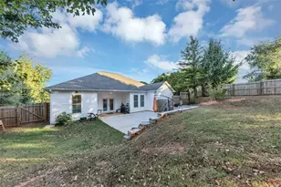 808 Cambridge Way, McDonough, GA 30253 - Photo 3