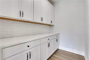 7041 Manchester Dr, Flowery Branch, GA 30542 - Photo 25