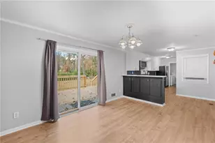 3964 Wedgewood Dr, Douglasville, GA 30135 - Photo 3