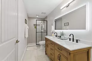708 Parkaire Crossing, Marietta, GA 30068 - Photo 15