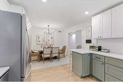 708 Parkaire Crossing, Marietta, GA 30068 - Photo 9