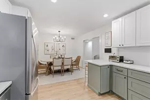 708 Parkaire Crossing, Marietta, GA 30068 - Photo 9