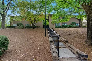 708 Parkaire Crossing, Marietta, GA 30068 - Photo 25