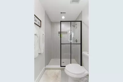 708 Parkaire Crossing, Marietta, GA 30068 - Photo 17