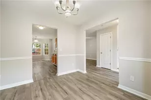 2019 Mulberry Ln, Lithonia, GA 30058 - Photo 5