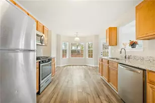 2019 Mulberry Ln, Lithonia, GA 30058 - Photo 9