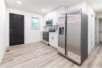 4361 Hendrix Dr, Forest Park, GA 30297 - Photo 21