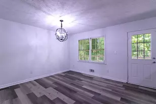 2911 Quinbery Dr, Snellville, GA 30039 - Photo 9