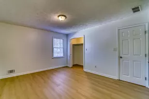 2911 Quinbery Dr, Snellville, GA 30039 - Photo 23