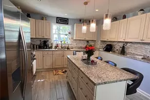 4781 Valley Ridge Dr, Duluth, GA 30096 - Photo 9