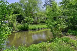 323 Lakemoore Dr NE, Atlanta, GA 30342 - Photo 11