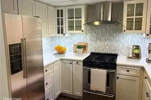 323 Lakemoore Dr NE, Atlanta, GA 30342 - Photo 5