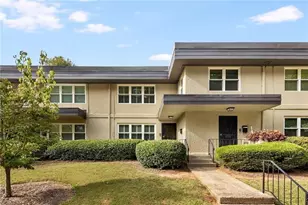 323 Lakemoore Dr NE, Atlanta, GA 30342 - Photo 3