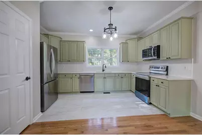 135 Greatwood Drive, White, GA 30184 - Photo 11