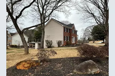 701 Deer Oaks Drive, Lawrenceville, GA 30044 - Photo 21