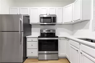 70 Gardenia Dr NW, Atlanta, GA 30314 - Photo 11