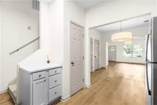 70 Gardenia Dr NW, Atlanta, GA 30314 - Photo 13