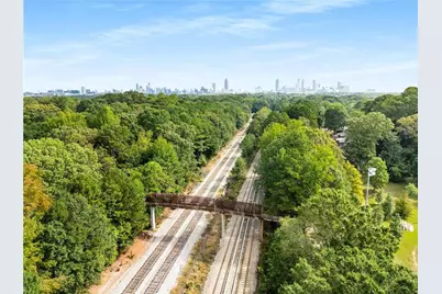 70 Gardenia Drive NW, Atlanta, GA 30314 - Photo 39