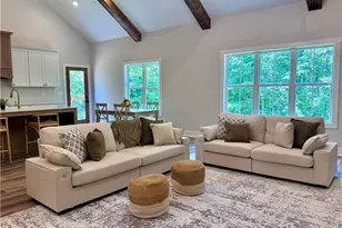 327 Crest Pointe S, Bremen, GA 30110 - Photo 3