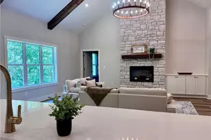 327 Crest Pointe S, Bremen, GA 30110 - Photo 7