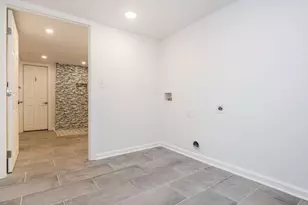 1077 Vistavia Cir, Decatur, GA 30033 - Photo 25