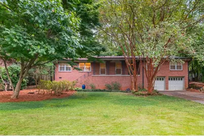 1077 Vistavia Circle, Decatur, GA 30033 - Photo 1