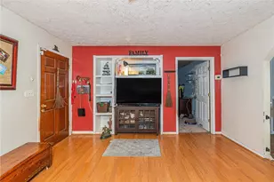 1548 Fleetwood Dr, Griffin, GA 30223 - Photo 5