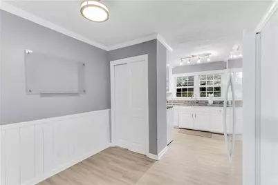 922 Red Apple Drive, Marietta, GA 30066 - Photo 17