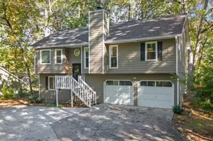 1528 Oakleaf Dr, Auburn, GA 30011 - Photo 3