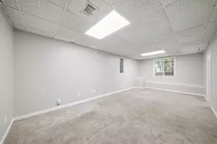 1528 Oakleaf Dr, Auburn, GA 30011 - Photo 25