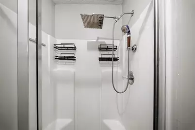 1528 Oakleaf Drive, Auburn, GA 30011 - Photo 17