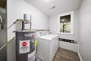 1528 Oakleaf Dr, Auburn, GA 30011 - Photo 27