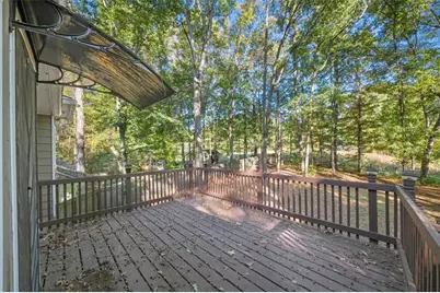 1528 Oakleaf Drive, Auburn, GA 30011 - Photo 31