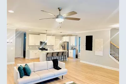 5313 Hearthstone Street, Stone Mountain, GA 30083 - Photo 5