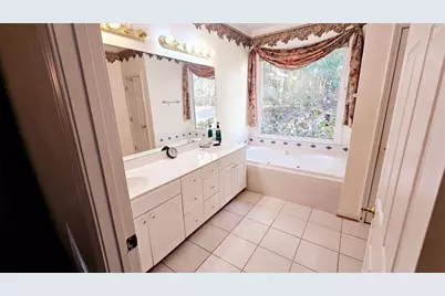 44 Hidden Lakes Court, Newnan, GA 30263 - Photo 17