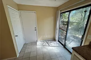 6317 Creekford Ln, Lithonia, GA 30058 - Photo 9