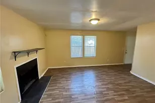 6317 Creekford Ln, Lithonia, GA 30058 - Photo 5