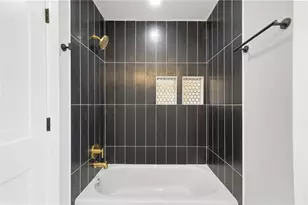 417 Crestmont Ln, Canton, GA 30114 - Photo 37