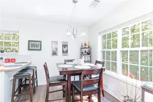 203 Pinewood Cir, Colbert, GA 30628 - Photo 9