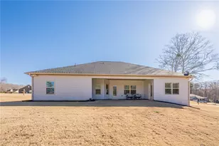 303 River Mansion Dr, Jefferson, GA 30549 - Photo 49